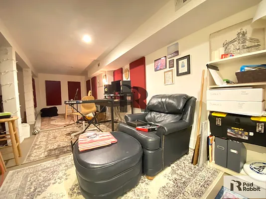 Rented by PadRabbit LLC | media 9