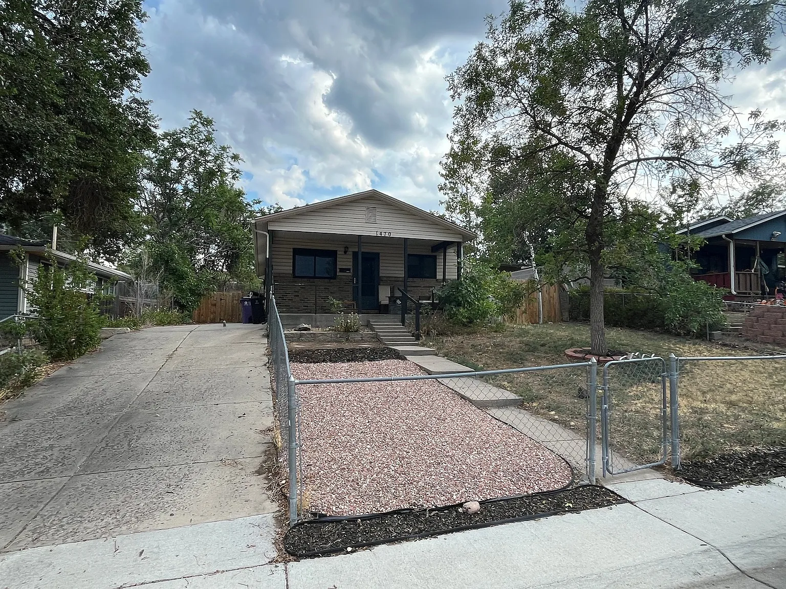 Charming 3BR 1.5BA Single Family Home with Skyline Views in Denver, CO - $2760 — Photo 1