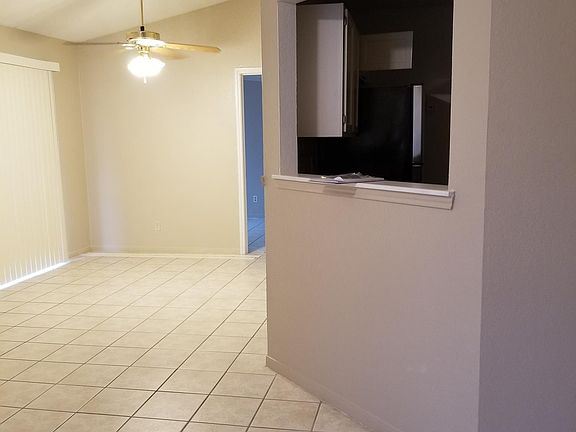 3rd image of 4010 London Ln