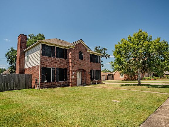 3rd image of 57 N Calla Lily Ct
