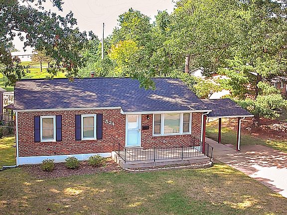 3rd image of 524 Laven Del Ln