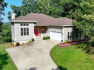378 Harbor Dr, Cadiz, KY 42211