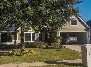903 Victoria Lakes Dr, Katy, TX 77493