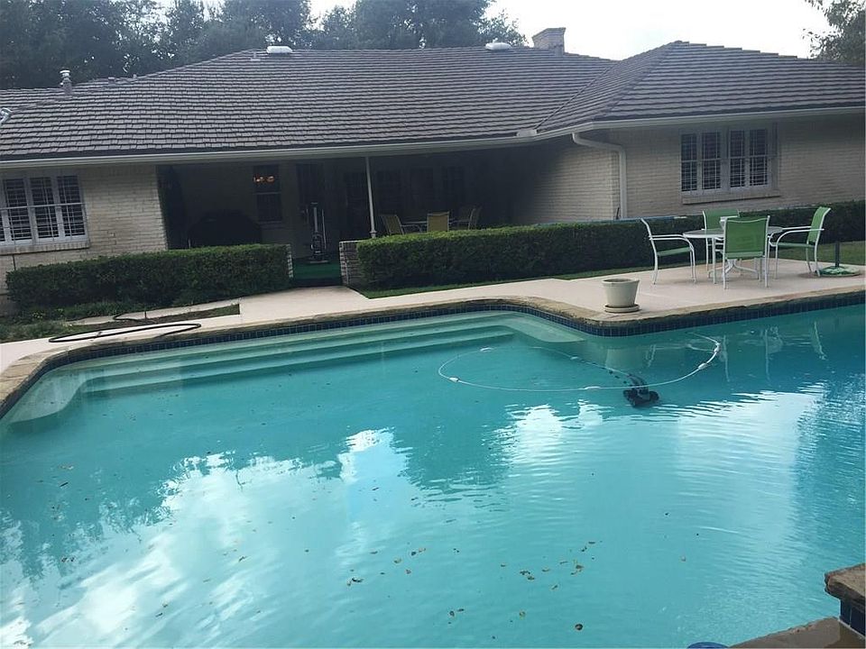 2nd image of 7211 Cliffbrook Dr