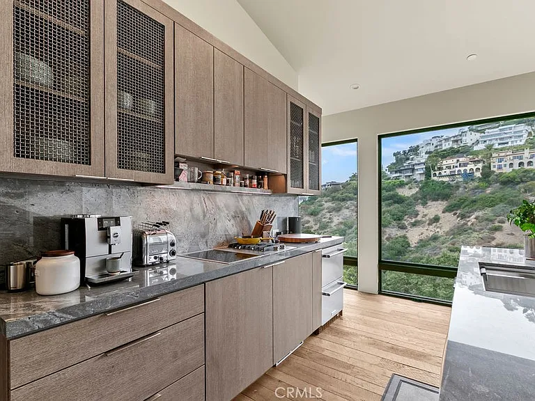 345 Emerald Bay — Photo 43
