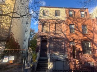 289 Gates Ave, Brooklyn, NY