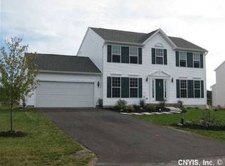6 Sand Lance Dr, Baldwinsville, NY 13027
