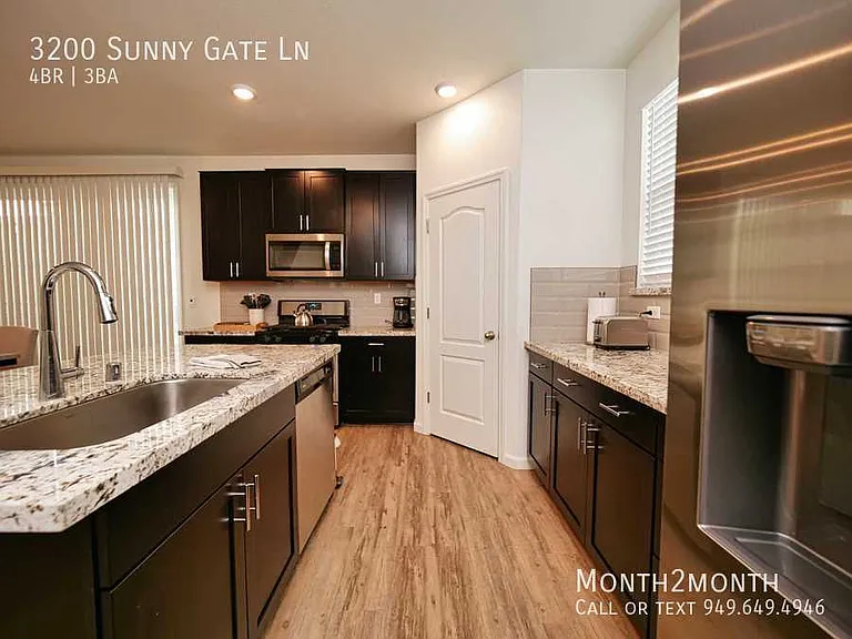 3200 Sunny Gate Ln — Photo 8