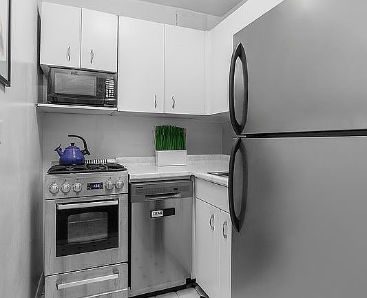 4th image of 520 E 81st St APT 3G
