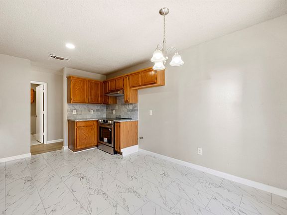 5th image of 6314 Brookbriar Ct