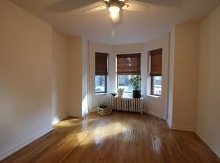 2454 W Superior St #1, Chicago, IL 60612