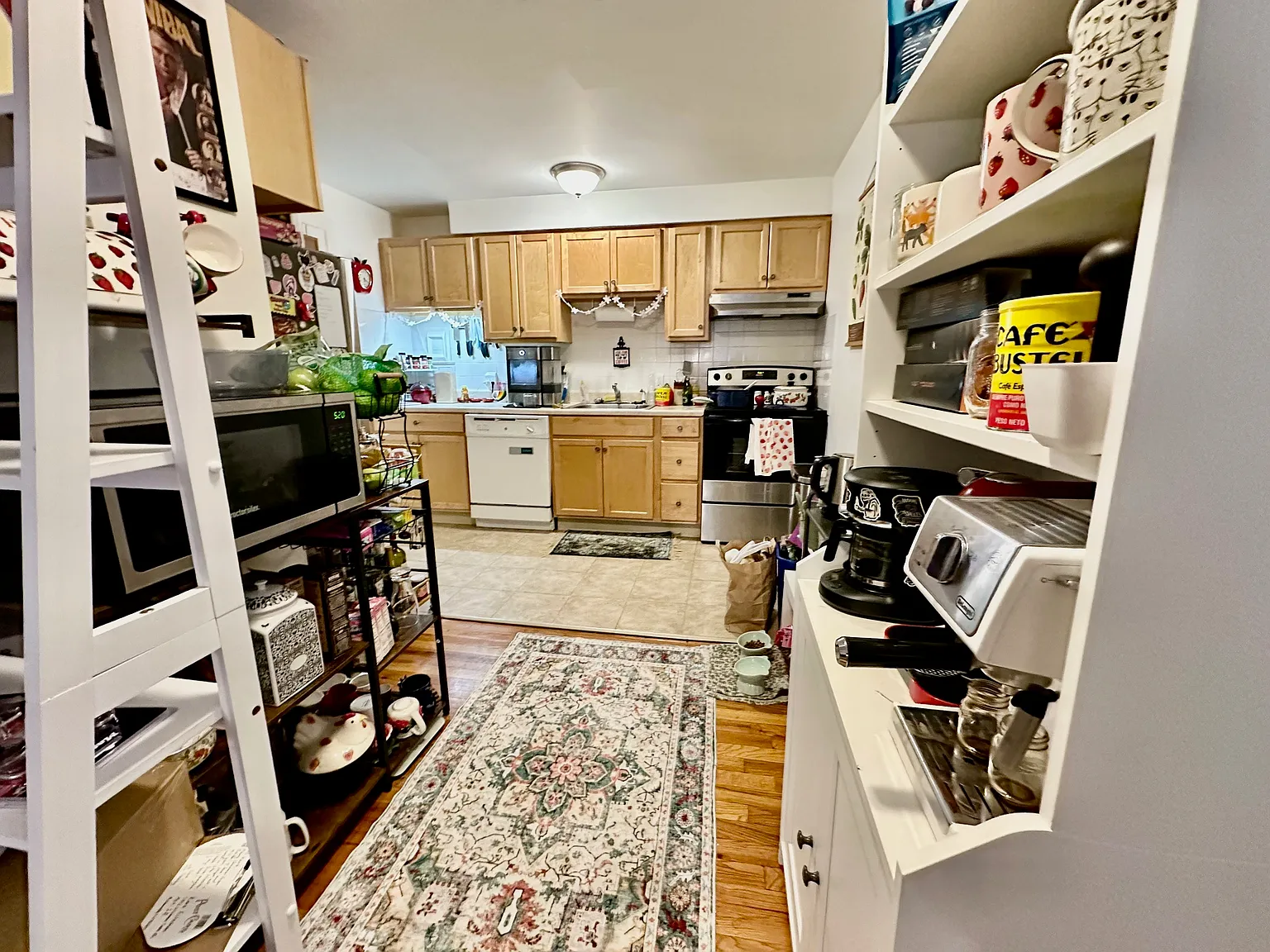 2 bed, 850 sqft, $2,900 — Photo 4