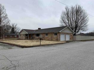 917 S Main St, Brownstown, IN