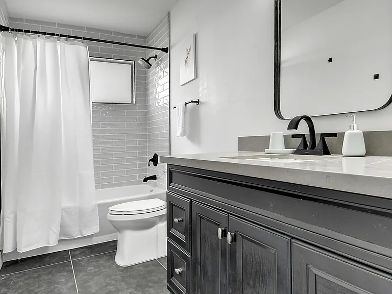 7513 E Cambridge Ave — Photo 26