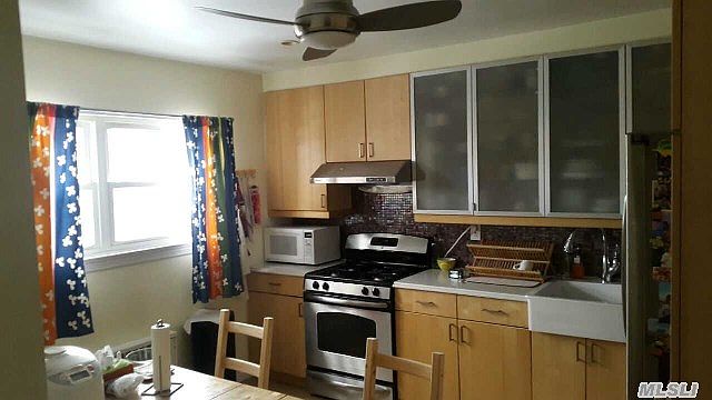1st image of 5619 Utopia Pkwy #A