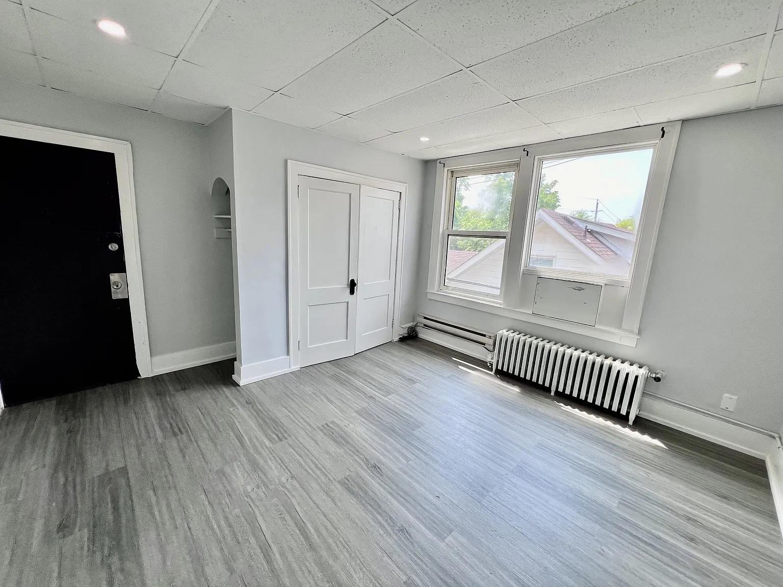1495 Gladstone Avenue — Photo 4