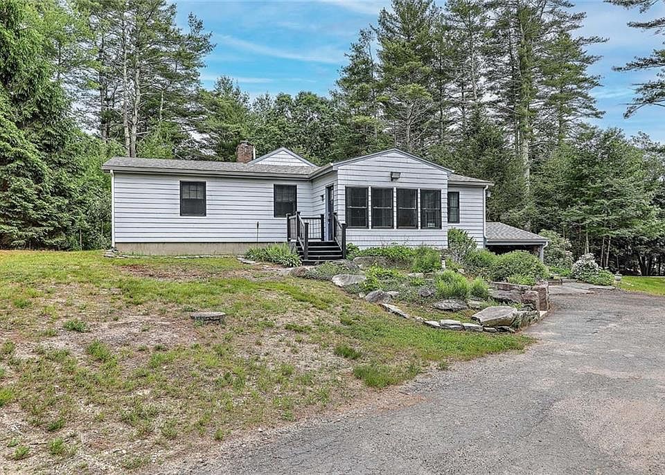1st image of 89 Skunk Hill Rd