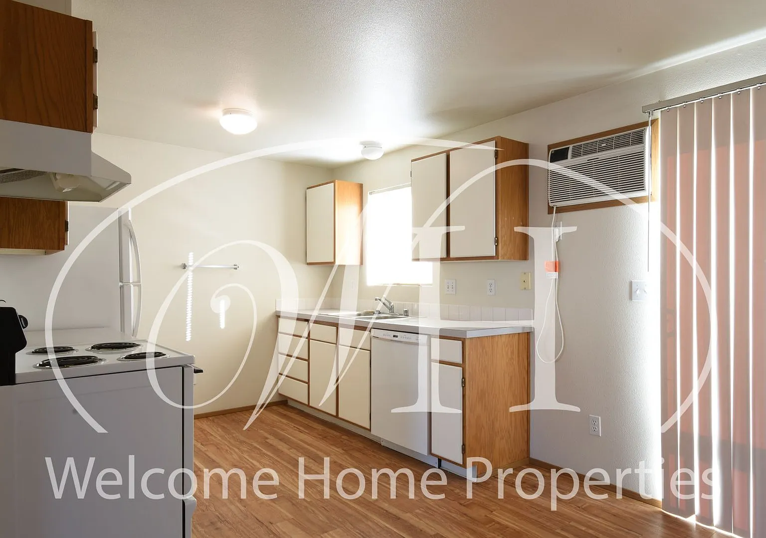 Fresh Clean Apartment Close to WWU — Photo 4