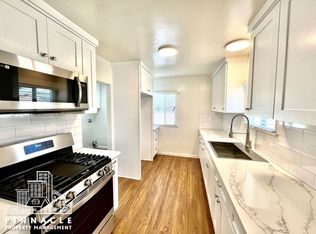 11956 Truro Ave, Hawthorne, CA 90250