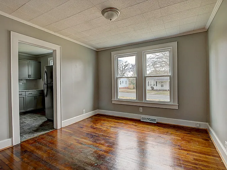 824 Hamrick St — Photo 10