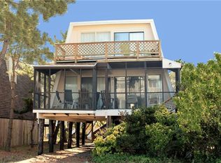 216 4th St, Bethany Beach, DE 19930