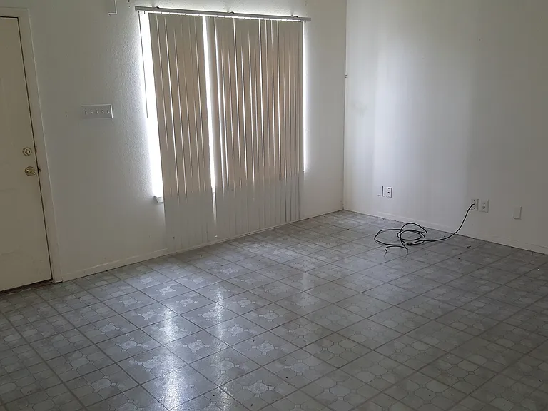 3223 Reforma Dr — Photo 5