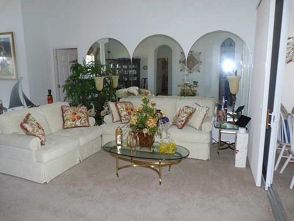 4th image of 5222 Scotland Ct