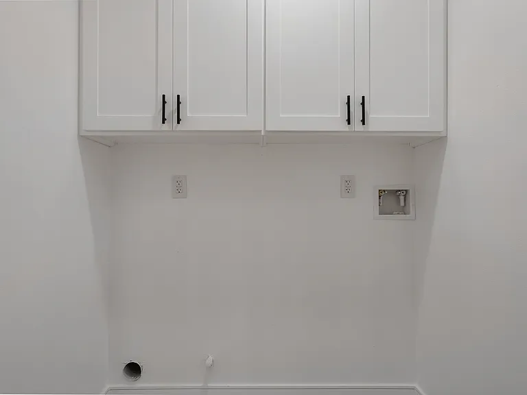 2708 S Cochran Ave — Photo 11