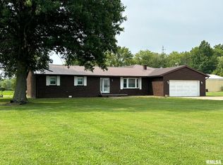 3278 Red Stripe Rd, Salem, IL 62881