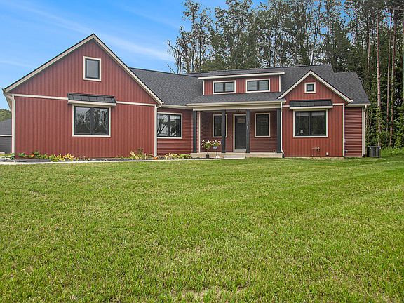 3rd image of 5369 Bradley Ct