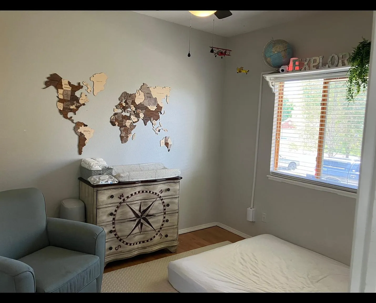 5 bed, 2680 sqft, $2,700 — Photo 2