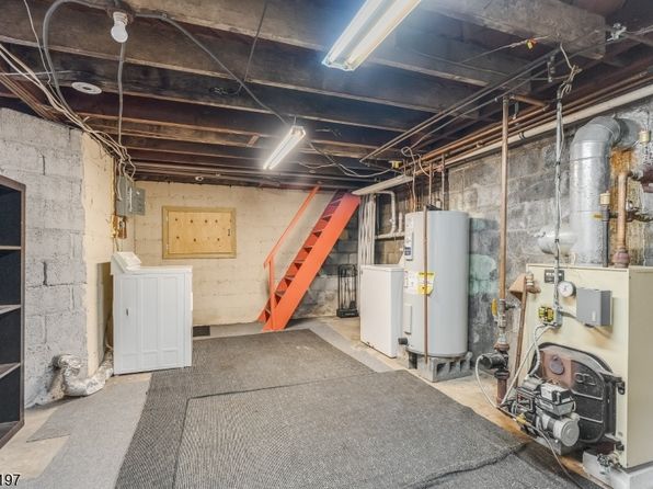 121 Springbrook Trl, Sparta Twp., NJ 07871