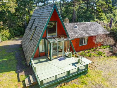 88003 Woodlands Dr, Florence, OR, 97439