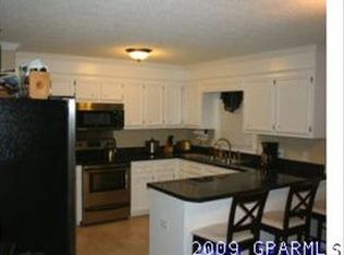 1621 Crawfords Pointe Dr, Greenville, NC 27834