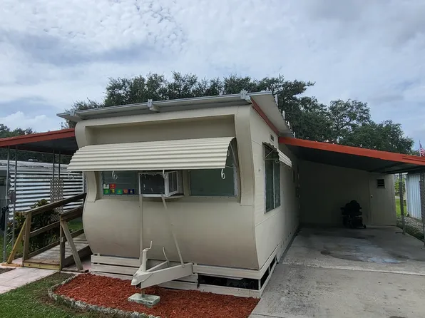 4841 Cottage St, Zephyrhills, FL 33542