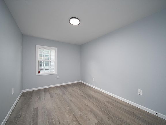 4th image of 3120 Stonewall St
