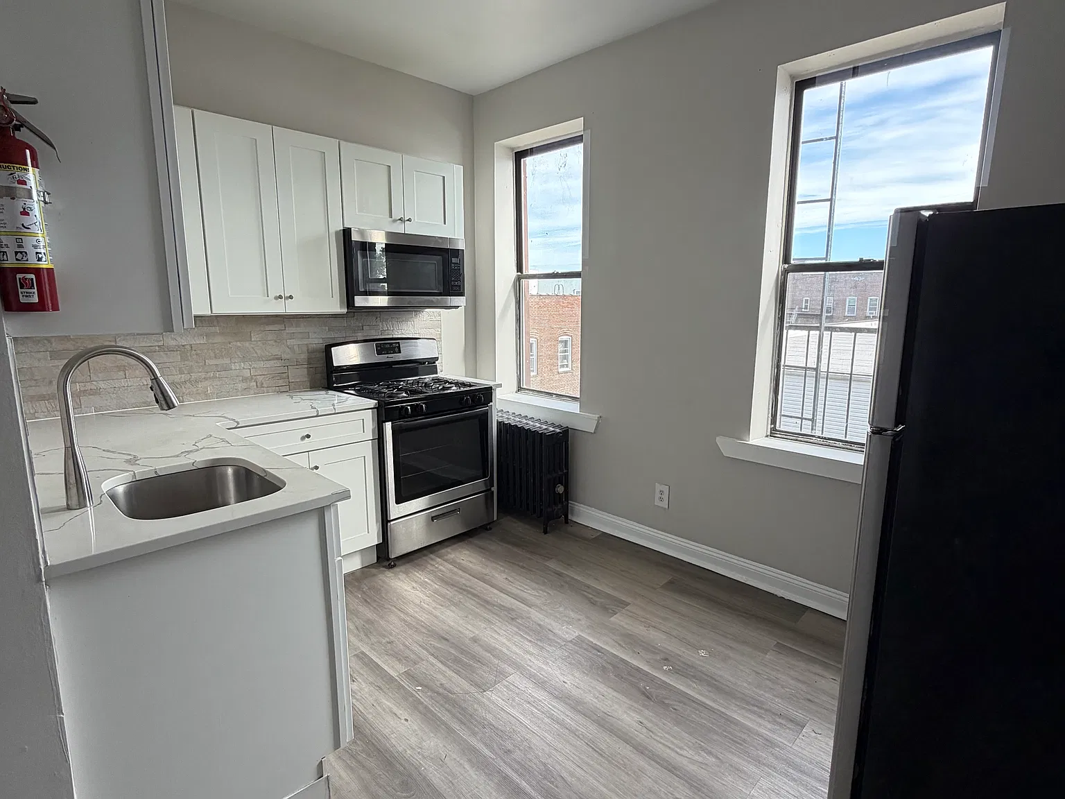 1 bed, 550 sqft, $1,950 — Photo 2