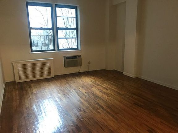 5th image of 100 Sullivan St APT 2f