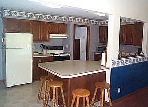 4th image of 4984 12th Ave S