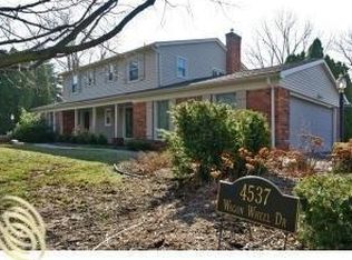 4537 Wagon Wheel Dr, Bloomfield Hills, MI