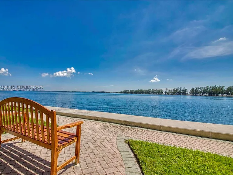 2451 Brickell Ave #19B — Photo 32