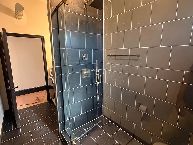 2734 Lafayette Ave #2 — Photo 7