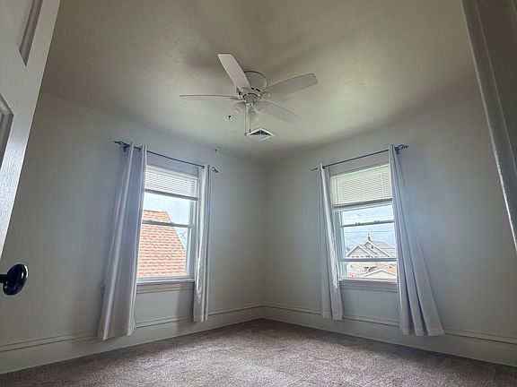 4th image of 915 G Ave NW #2