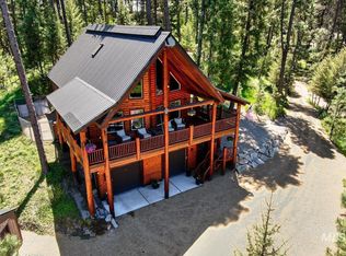 9 Stardust Ln, Garden Valley, ID 83622