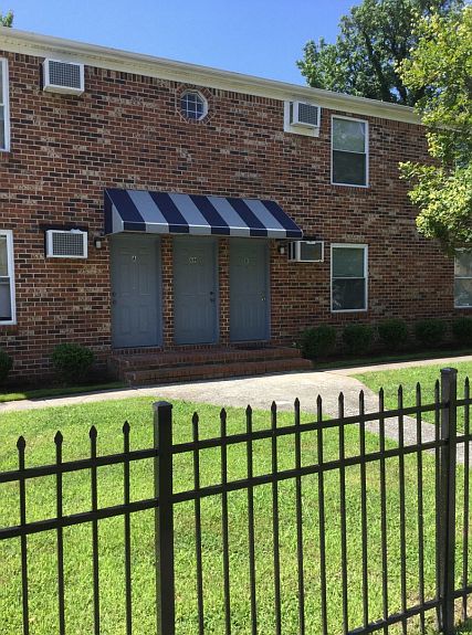 1st image of 1023 W 38th St APT J