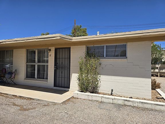 2nd image of 3423 E Flower St #12