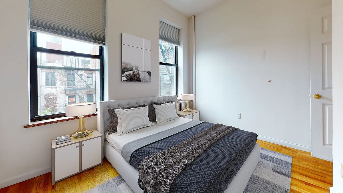 Building Photo - 214 E 10th St #17