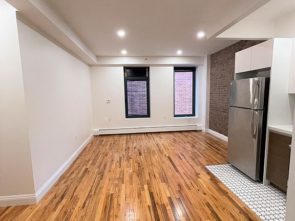 4th image of 2367 Frederick Douglass Blvd #5EE