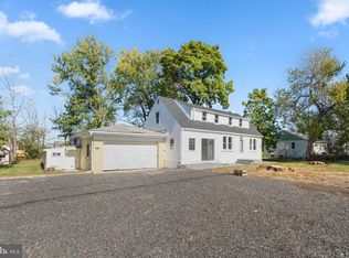 635 Elroy Rd, Souderton, PA 18964