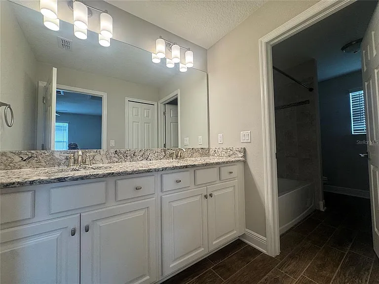 16154 Monterey Greens Cir — Photo 14